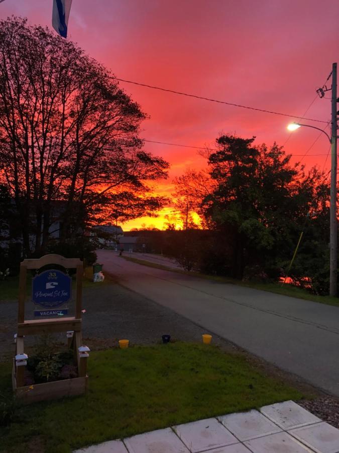 Pleasant Street Inn Parrsboro Ngoại thất bức ảnh